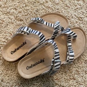 Ontwoods Zebra Sandal